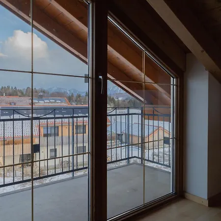 Appartement ღliboria I Helle Dachgeschosswohnung In Riegsee-hagen *
